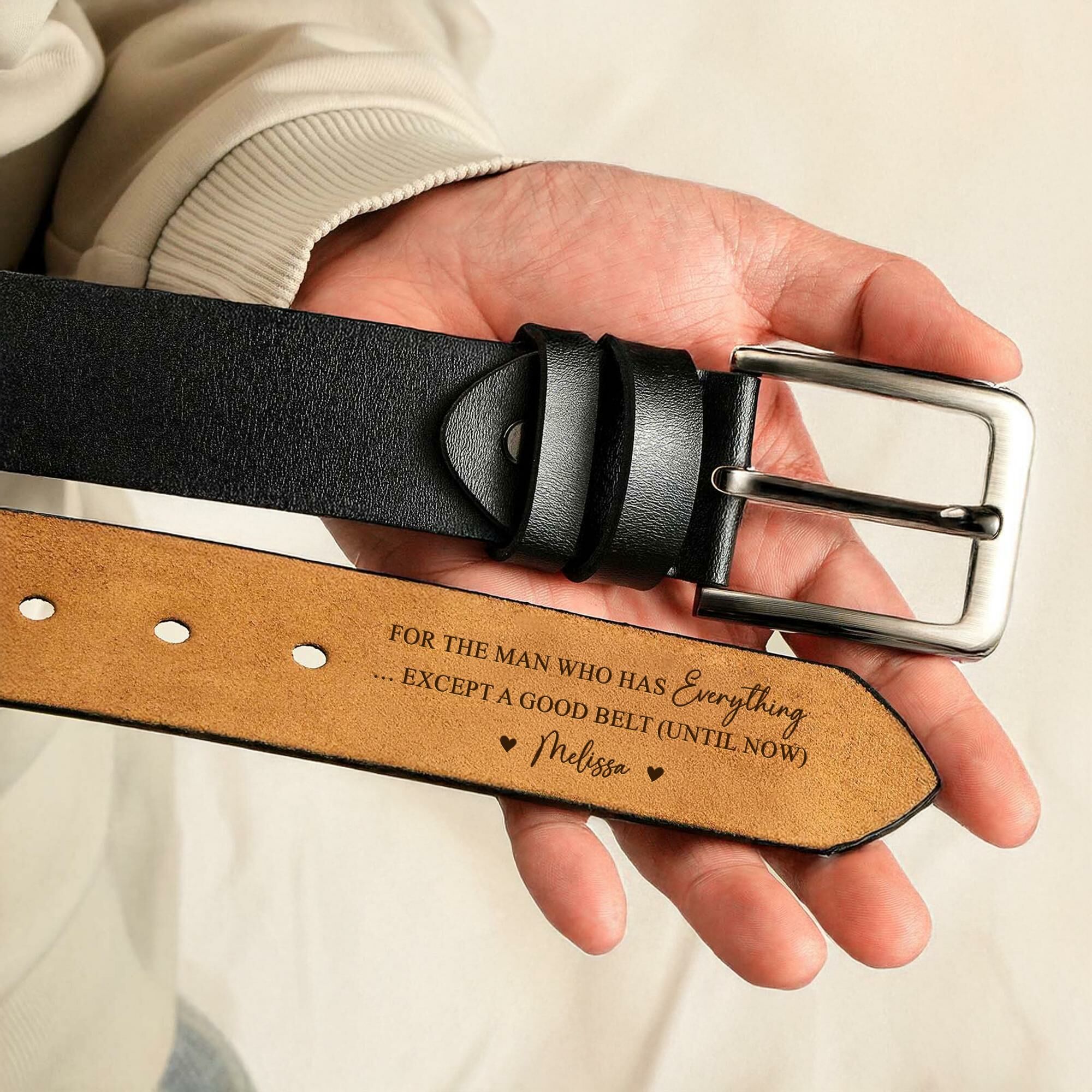 Individuell gestalteter Herrengürtel aus hochwertigem Echtleder zum Jahrestag für den Freund
