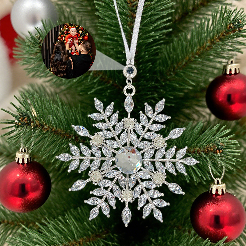 Ciondolo personalizzato con proiezione a forma di fiocco di neve e diamanti regalo natalizio per la famiglia