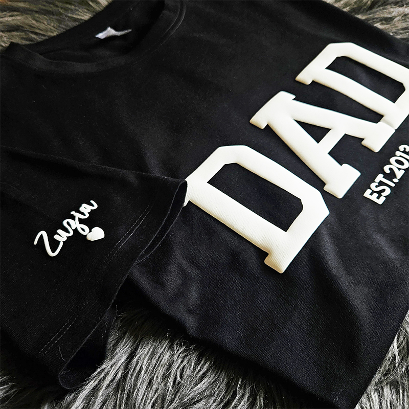 Personalized T-shirt Dad with Custom Name Puff Print Design Creative Father's Day Gift for Dear Papa