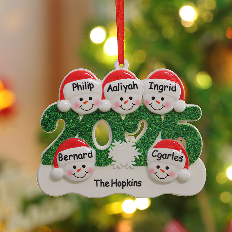 Personalized Christmas Ornaments Customized with Family Names Heartwarming Gift