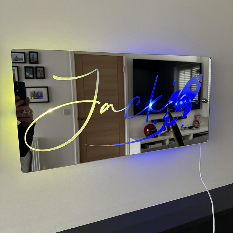 オリジナル 名入れ LED ミラー 発光 ライト 壁掛け 12色変化 屋内装飾 リモコン付き 壁フック付き