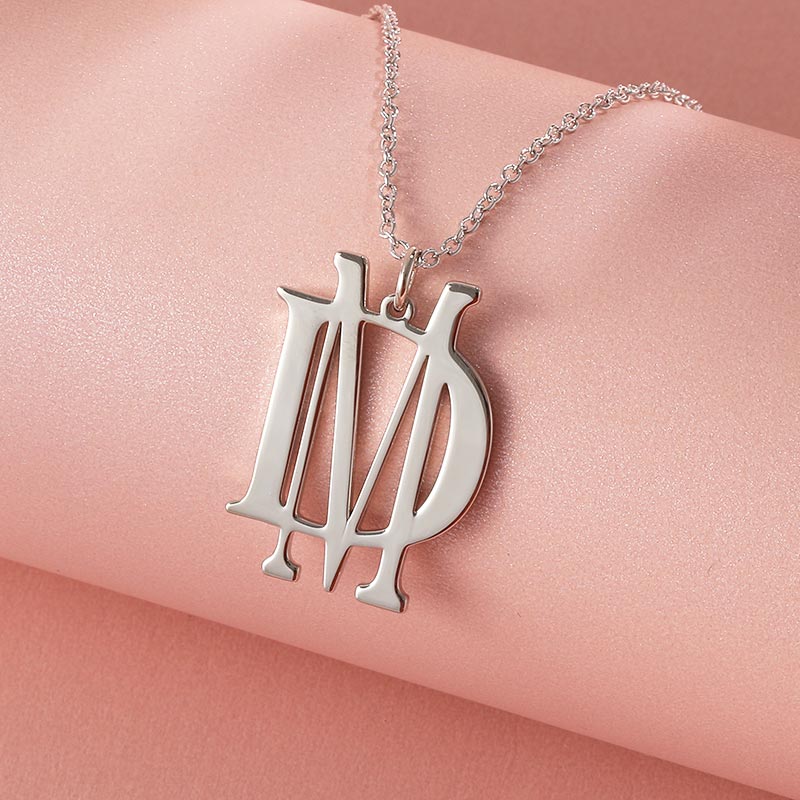 "Show Your Personality" Personalized Name Necklace
