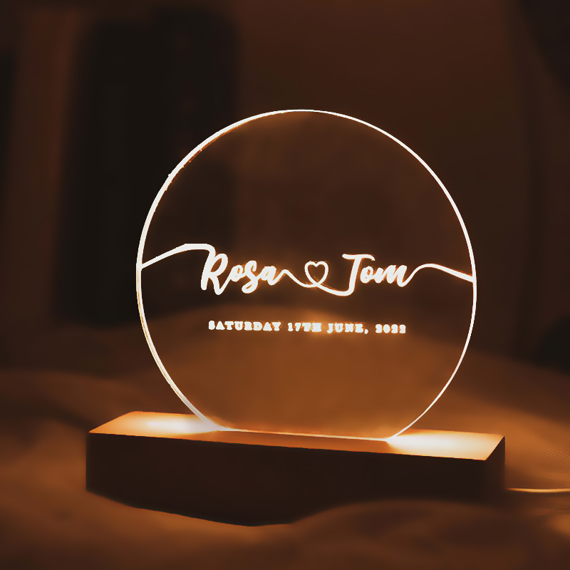 名前 日付 アクリル デスクランプ オーダーメイド