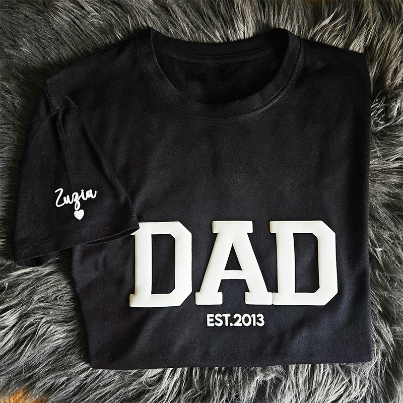 Personalized T-shirt Dad with Custom Name Puff Print Design Creative Father's Day Gift for Dear Papa