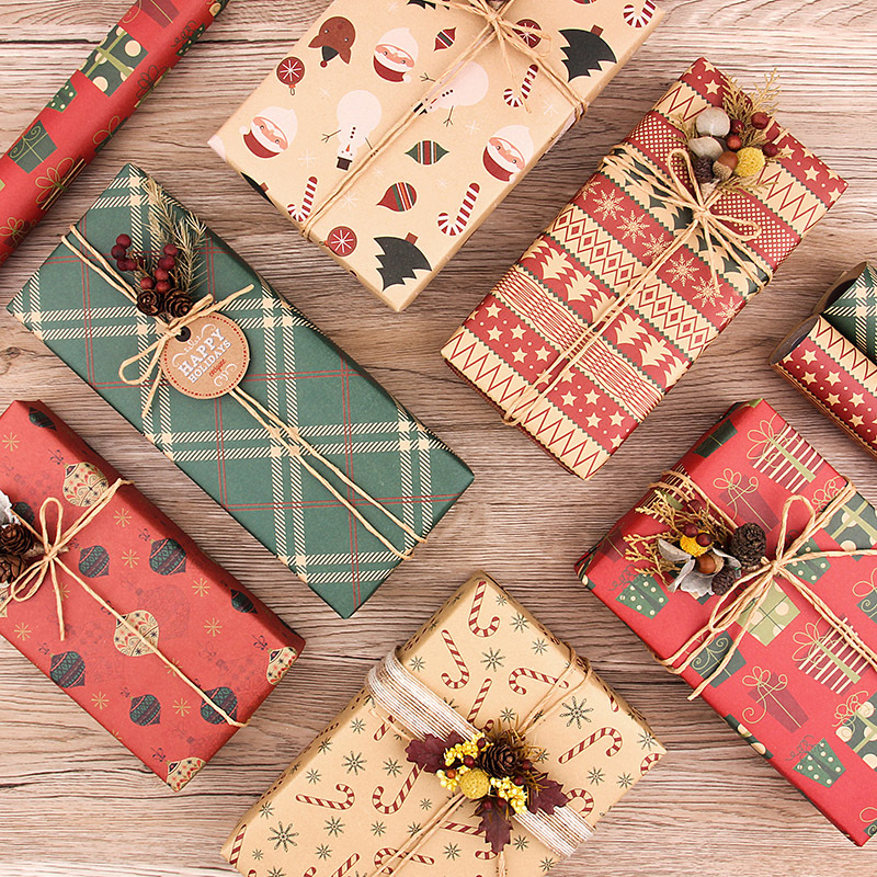 Regalos navideños con papel de regalo DIY para amigos