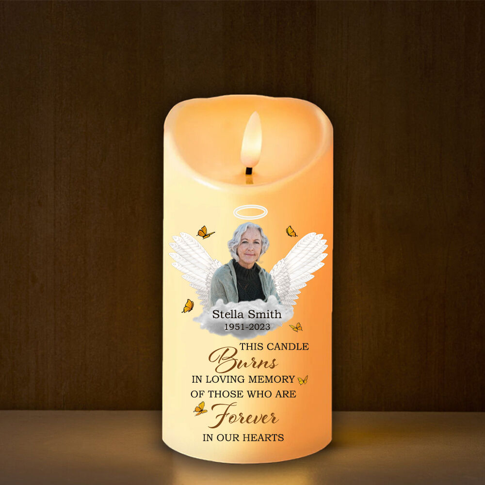 „Always Stay Loved” Pamiątkowa świeca LED na zamówienie jako prezent kondolencyjny dla członków rodziny