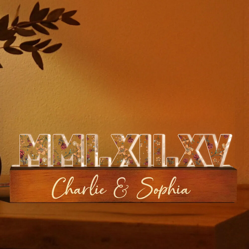Personalized Name Night Light with Custom Birthflower Beautiful Gift for Couples