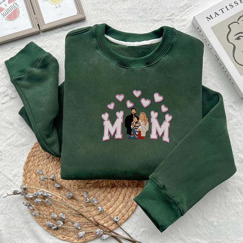 Personalized Sweatshirt Embroidered Custom Family Photo Mom Heart Design Exquisite Gift for Mother's Day