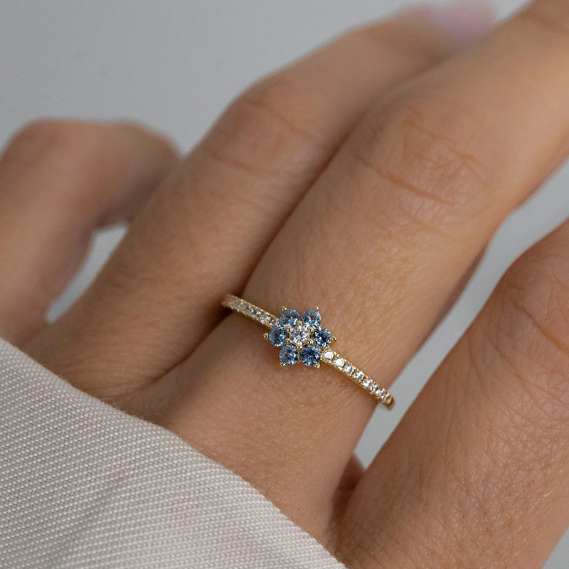 Personalized Snowflake Birthstone Ring Exquisite Gift for Wife