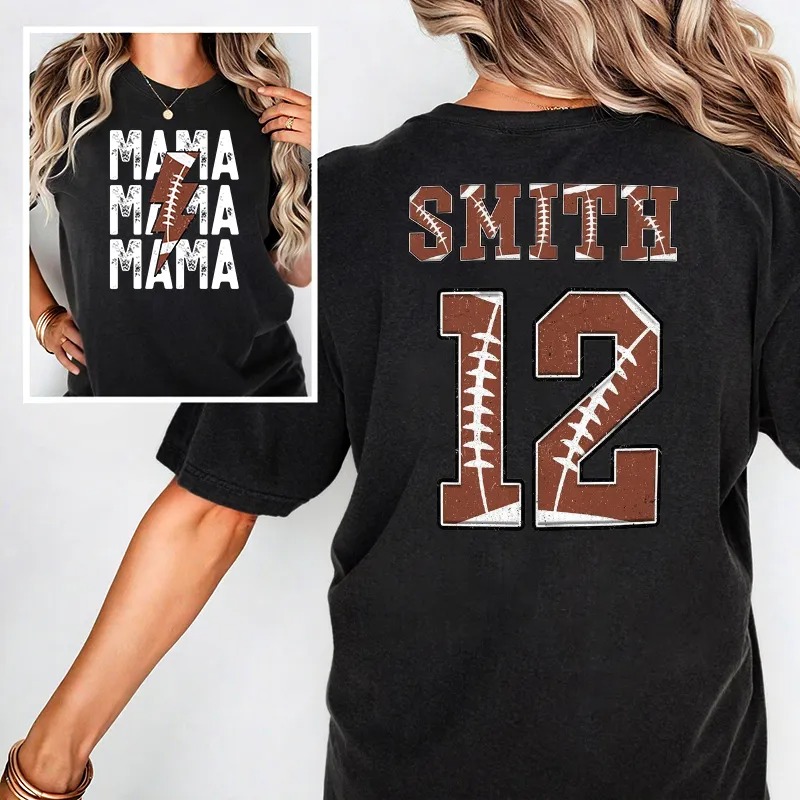 Camiseta lavada personalizada con diseño de fuente de elementos de fútbol personalizados, regalo atractivo para amantes del deporte.