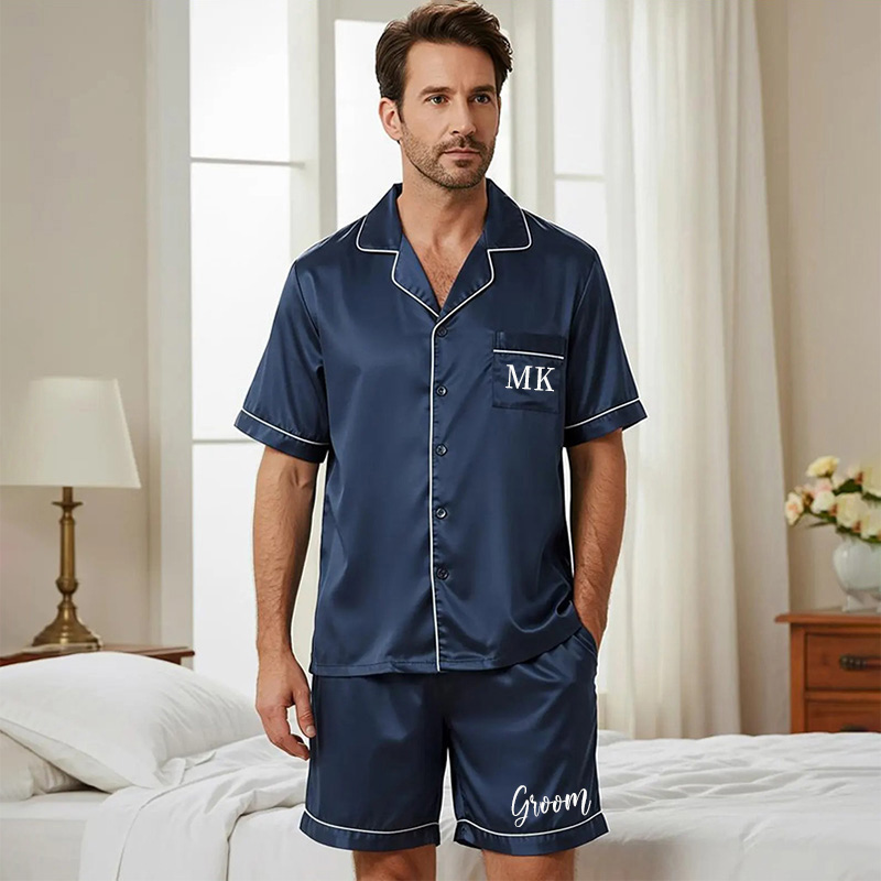 Personligt pyjamas-set med personlig gravyr Värdefull present till bröllopet