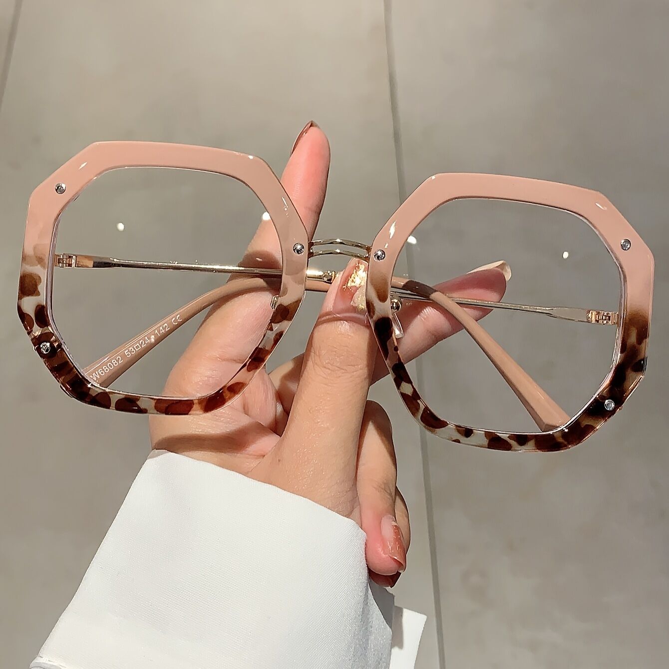 Megre Geometric Pink Glasses