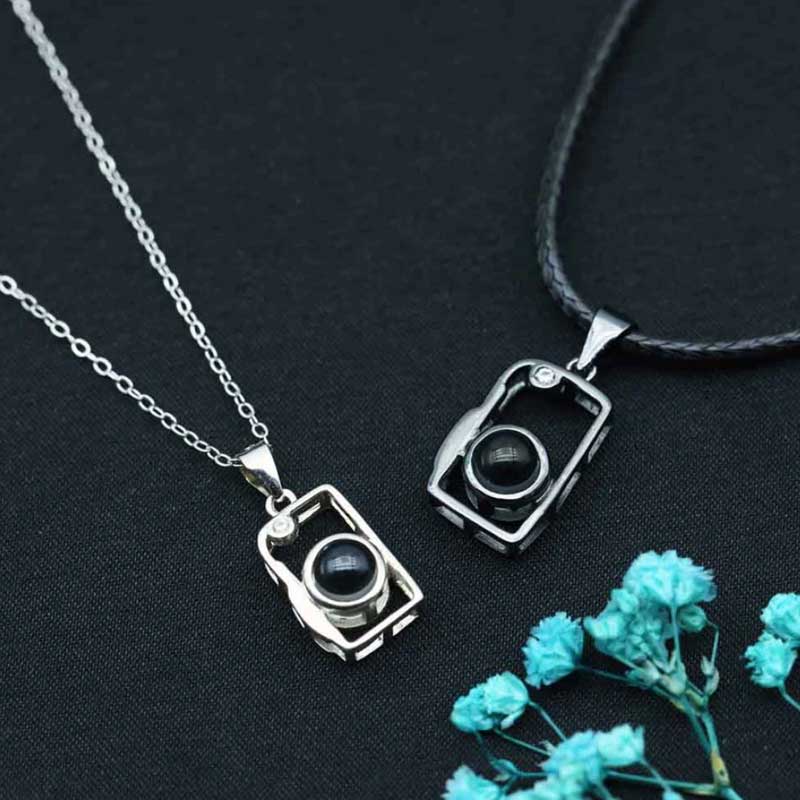 Collana con Proiezione di Foto Dentro e Pendente Camera per Donna