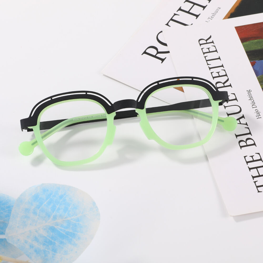 Troy Round Green Glasses