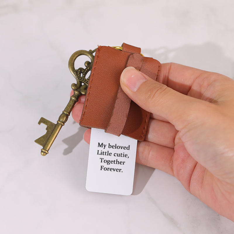 レザー 写真入れ 名入れ メッセージ入り キーホルダー カスタマイズ