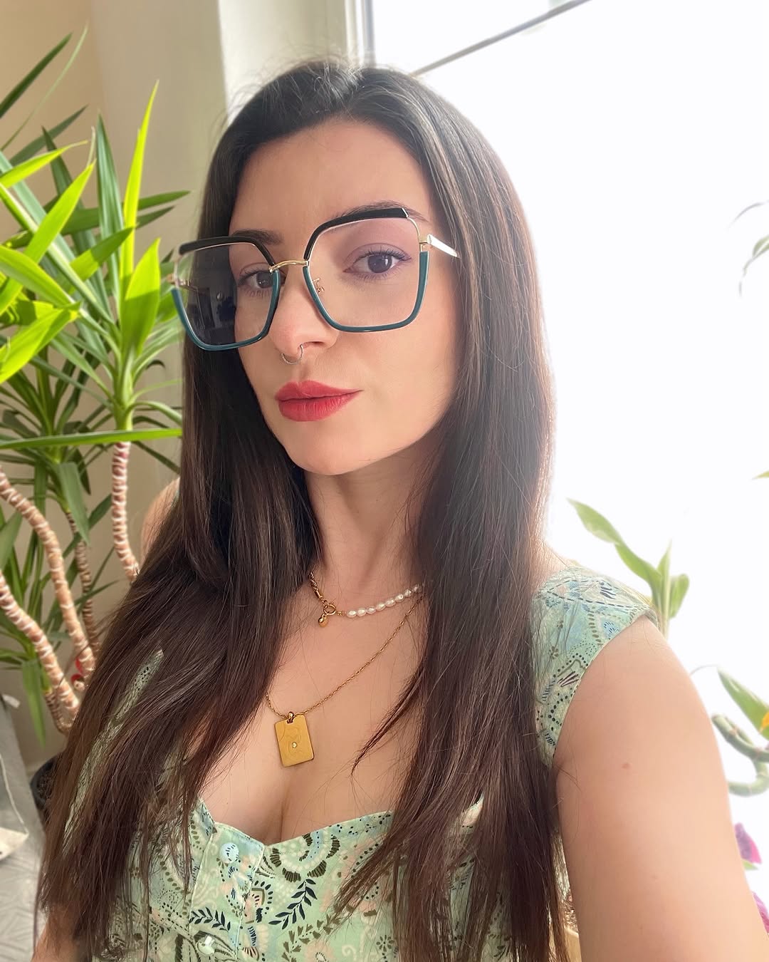 Lizzie Geometric Green Glasses