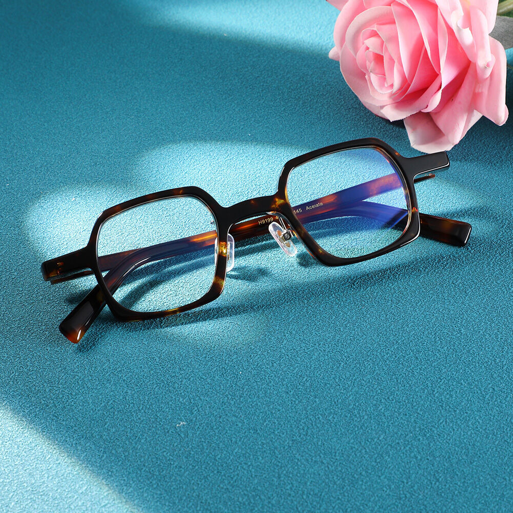 Occhiali da Vista Cecil Quadrato Tartarugato 