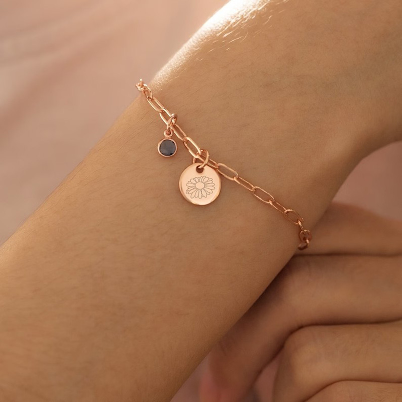 Bracelet d'anniversaire personnalisé avec pendentif disque Cadeau d'anniversaire simple