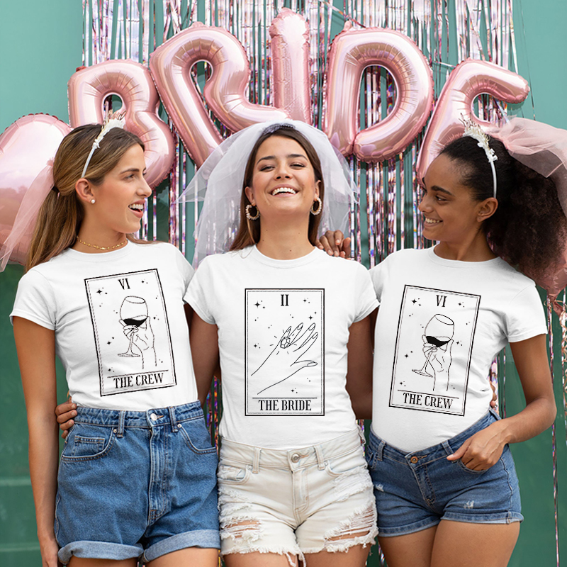 T-shirt personalizzata The Bride and Crew Tarot Card Design Regalo creativo per la festa della sposa