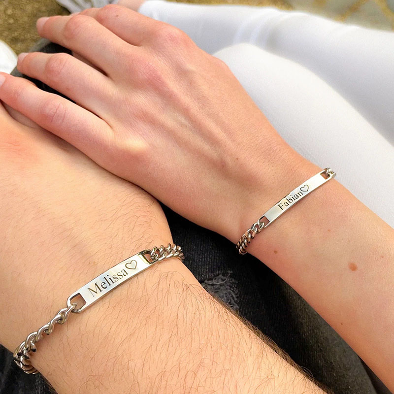 Personalized Engravable Bracelet Simple Design Style Sweet Gift for Couples