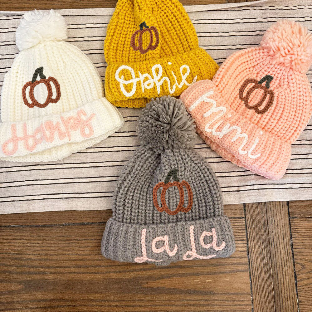 Aangepaste Peuter Beanie geborduurde naam en pompoen Winter Kids gebreide muts voor Halloween