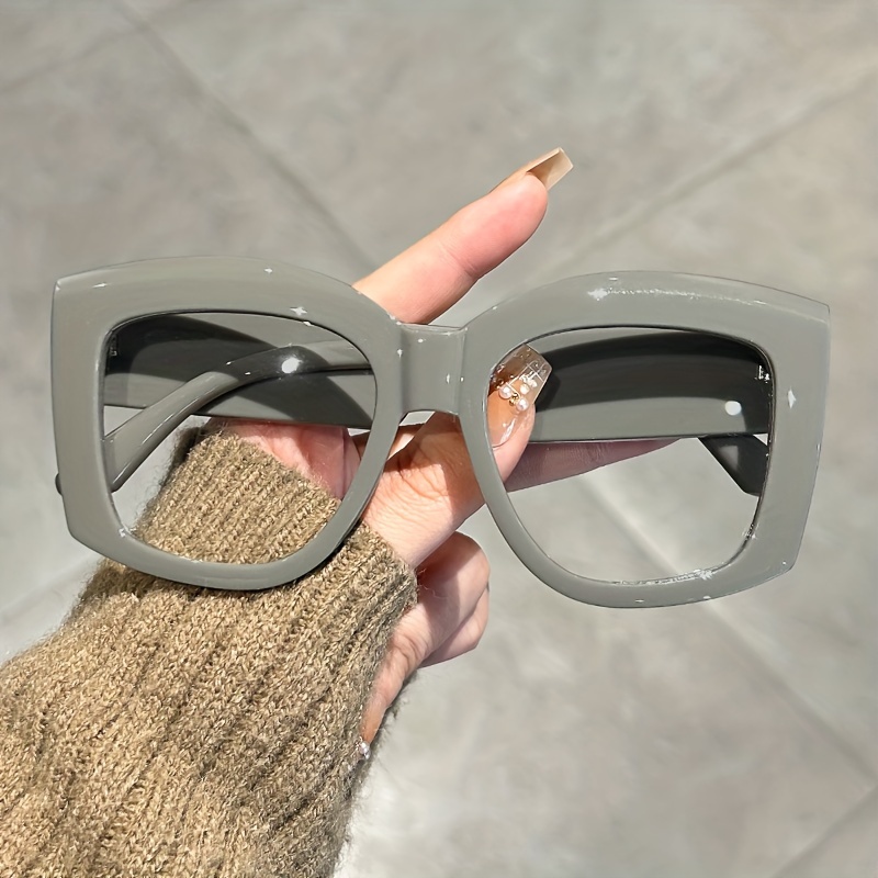 Baro Oval Gray Glasses