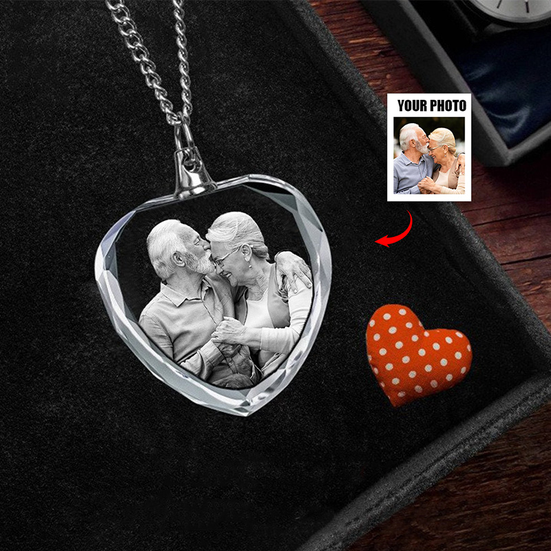 Personalized Crystal Photo Necklace Memorial Gift For Family