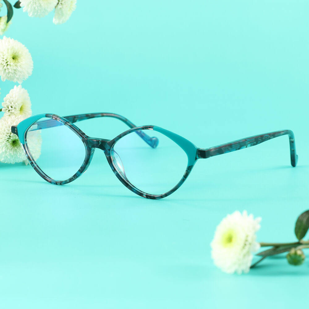 Sutherlin Oval Green Glasses
