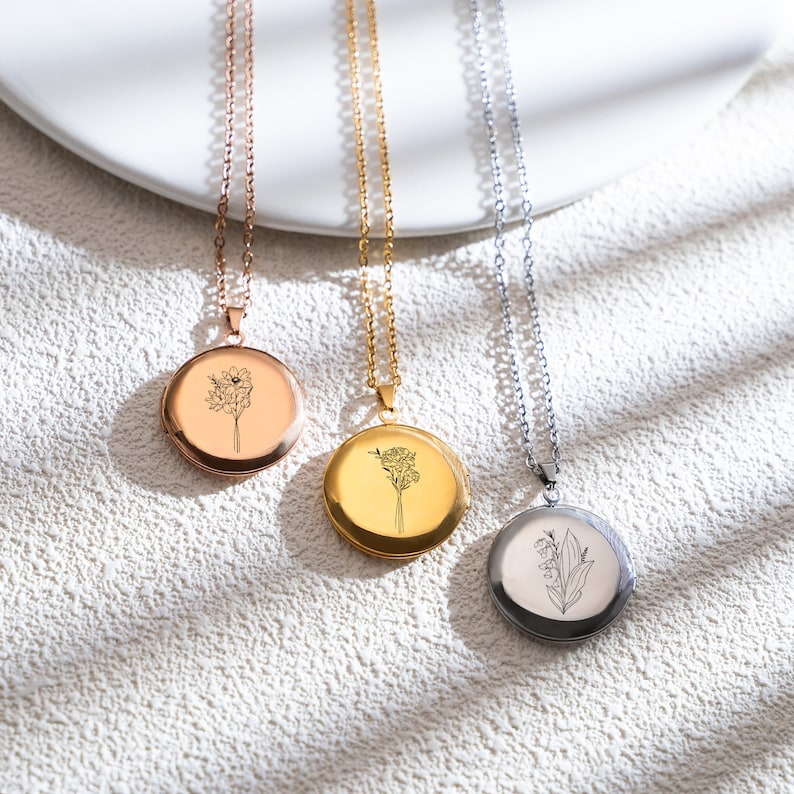 Personalized Round Photo Necklace With Birthday Flower Warm Gift For Birthday