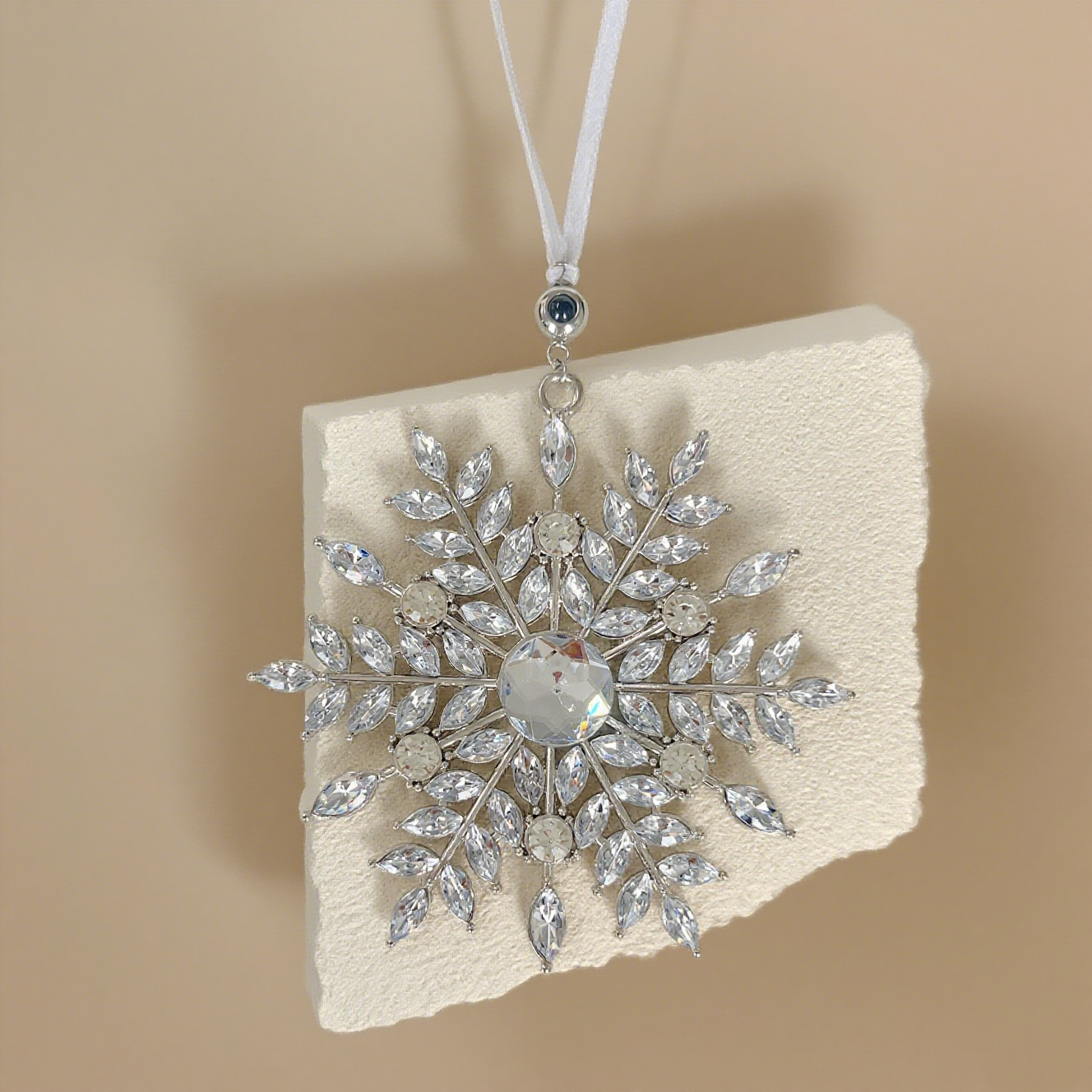 Ciondolo personalizzato con proiezione a forma di fiocco di neve e diamanti regalo natalizio per la famiglia