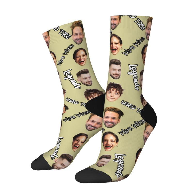 Los calcetines faciales personalizados pueden agregar 4 fotos como regalo para colegas
