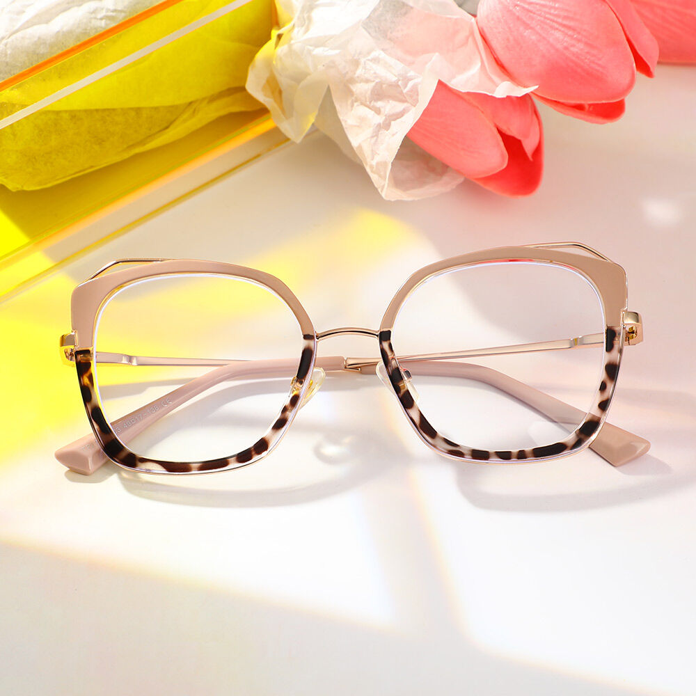 Patrick Cat Eye Leopard Glasses