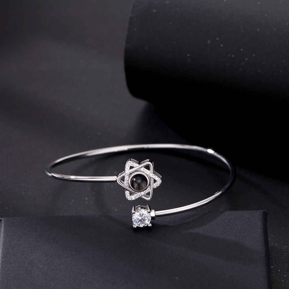 Personalized Projected Photo Bracelet With Six-Pointed Star Pendant Exquisite Gift