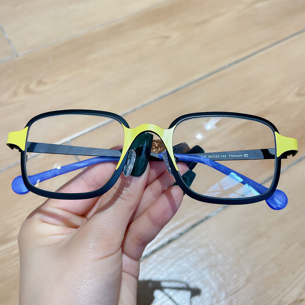 Afra Quadratische Schwarze Brille