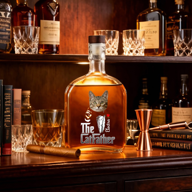 Personlig whiskyflaska med bild och namn Söt present till djurälskare