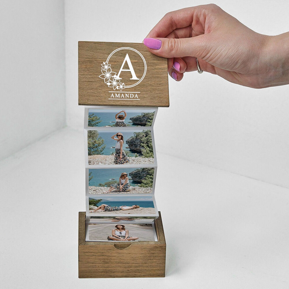 オーダーメイド イニシャル ネーム入り 引き出し式 フォトアルバム 木製 誕生日 友達 ギフト