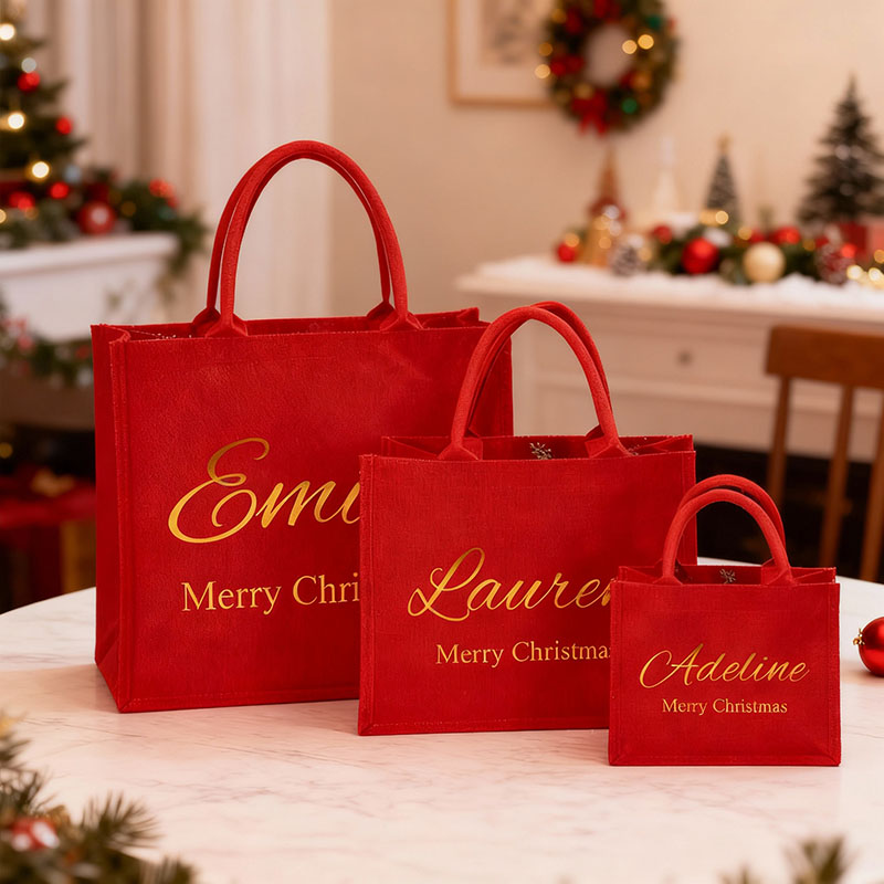 Bolsa de regalo navideña personalizada con nombre. Regalo creativo para la familia.