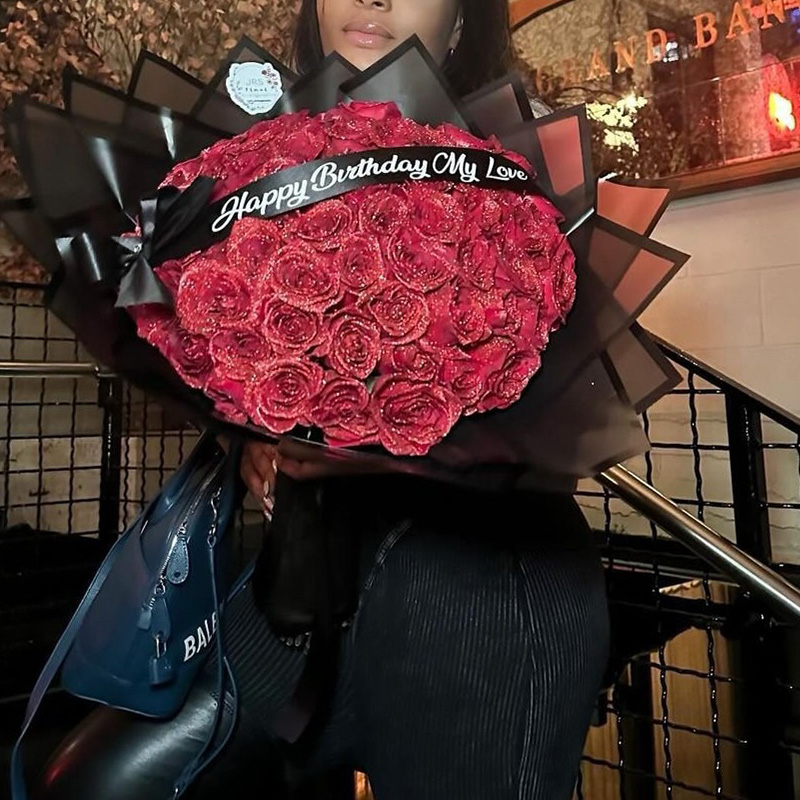 Immerwährender Rosenstrauß in mehreren Farben Warmes Muttertagsgeschenk