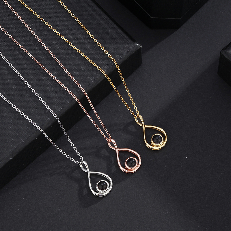 Personalized Teardrop-shaped Photo Projection Necklace for Wife