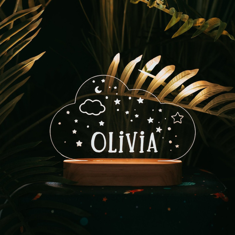 Personlig navnenattlampe med sky- og stjernemønster dyrebar gave til baby