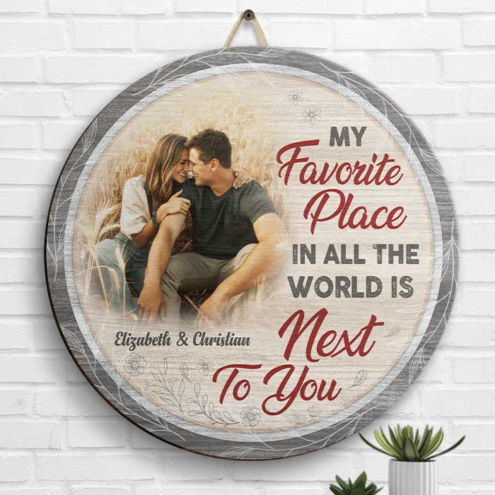 Personalized Round Photo Frame With Warm Words And Sweet Gift For Couples