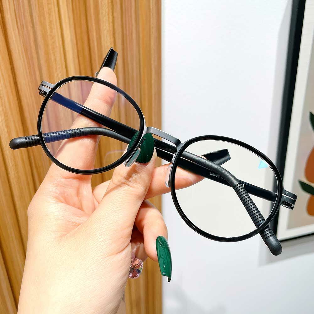 Emmie Rund Schwarz Brille