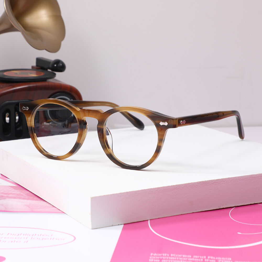 Clauie Round Orange Tortoise Glasses