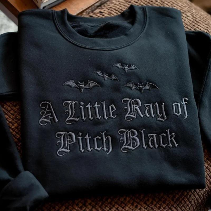 Personalisiertes Sweatshirt mit Stickerei Kreatives Geschenk für Halloween