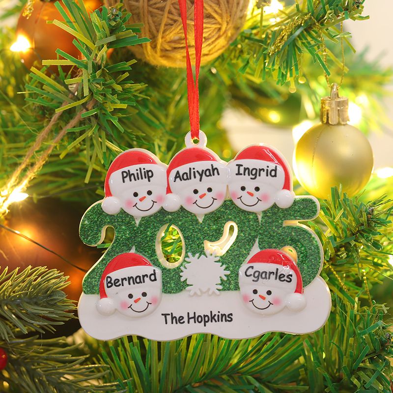 Personalized Christmas Ornaments Customized with Family Names Heartwarming Gift
