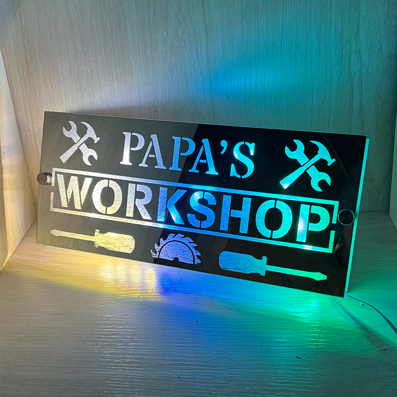 カスタムイズ 名入れ メッセージ入り ミラー 発光 ライト 壁掛け 屋内装飾 リモコン付き 壁フック付き