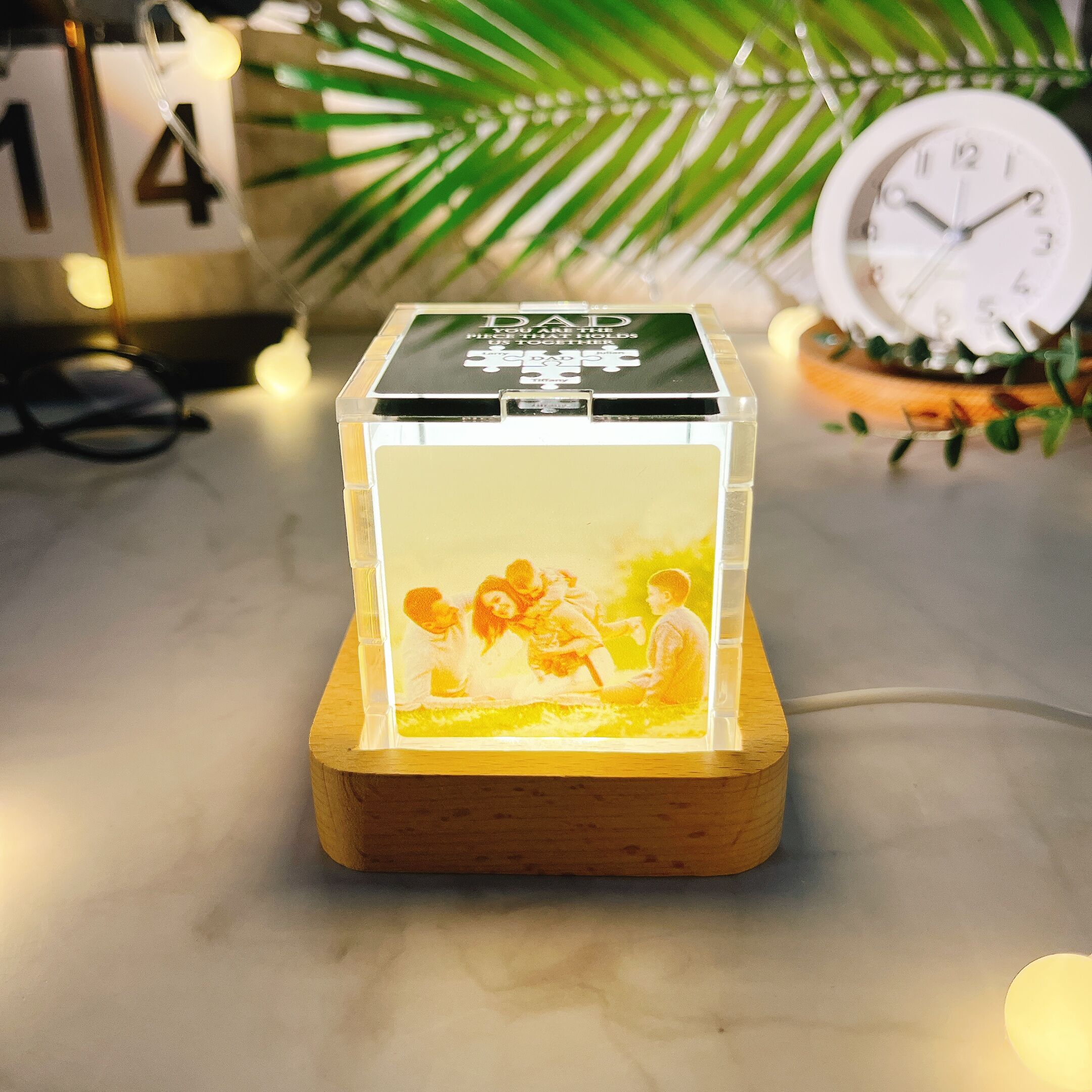 Personalisiertes Namenspuzzle Acryl Zauberwürfel Lampe mit individuellem Foto Wertvolles Geschenk zum Vatertag