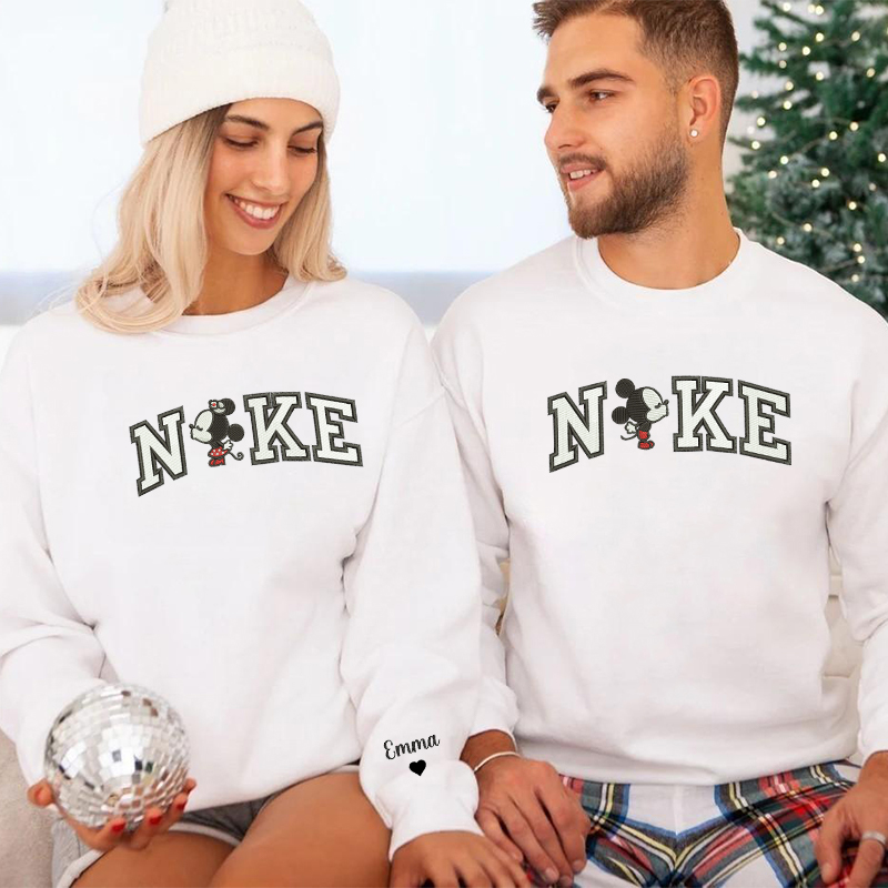 Personalized Sweatshirt Embroidered Cartoon Mouse Couple Kissing Design Valentine's Day Gift for Lovers