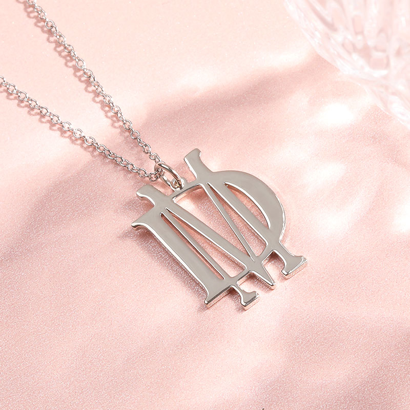 "Show Your Personality" Personalized Name Necklace