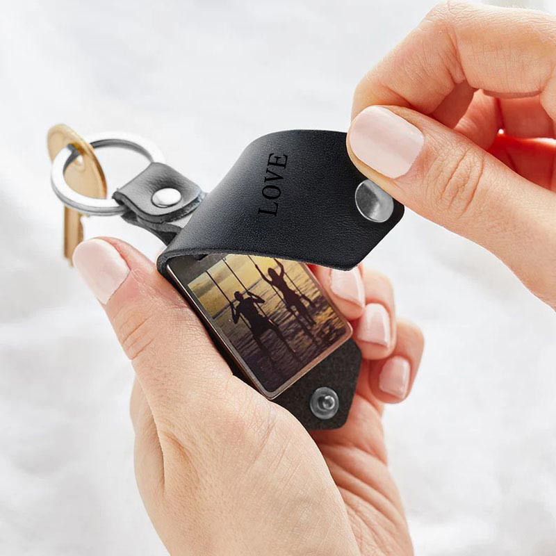 Personalized Photo Leather Case Keychain with Calendar for Dad